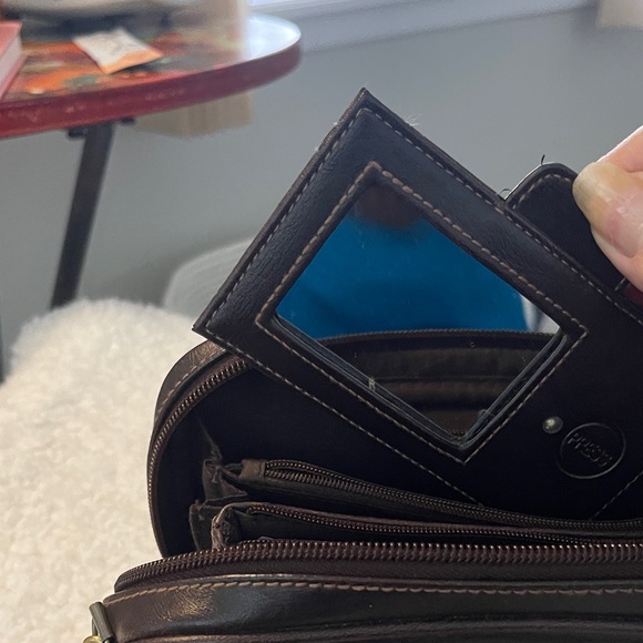 Elegant Brown Crossbody Bag - Picture 11 of 14